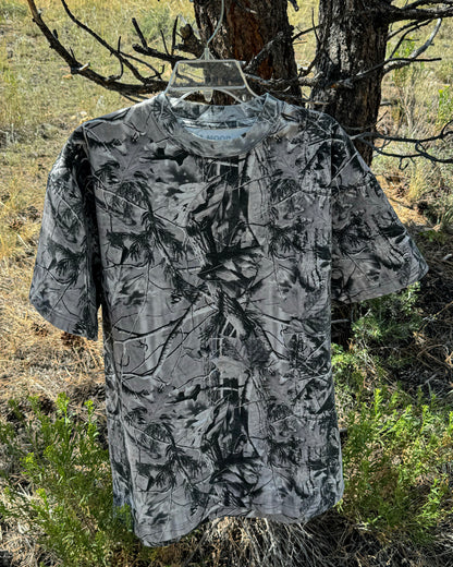 DON'T LOOK AT ME TEE